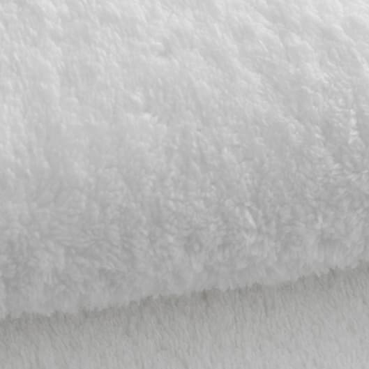 Busy bee beautiful 🤩 at Lavish hair & Lash Studio in Hermon, ME